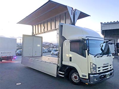 代表取締役　岩﨑 丈司